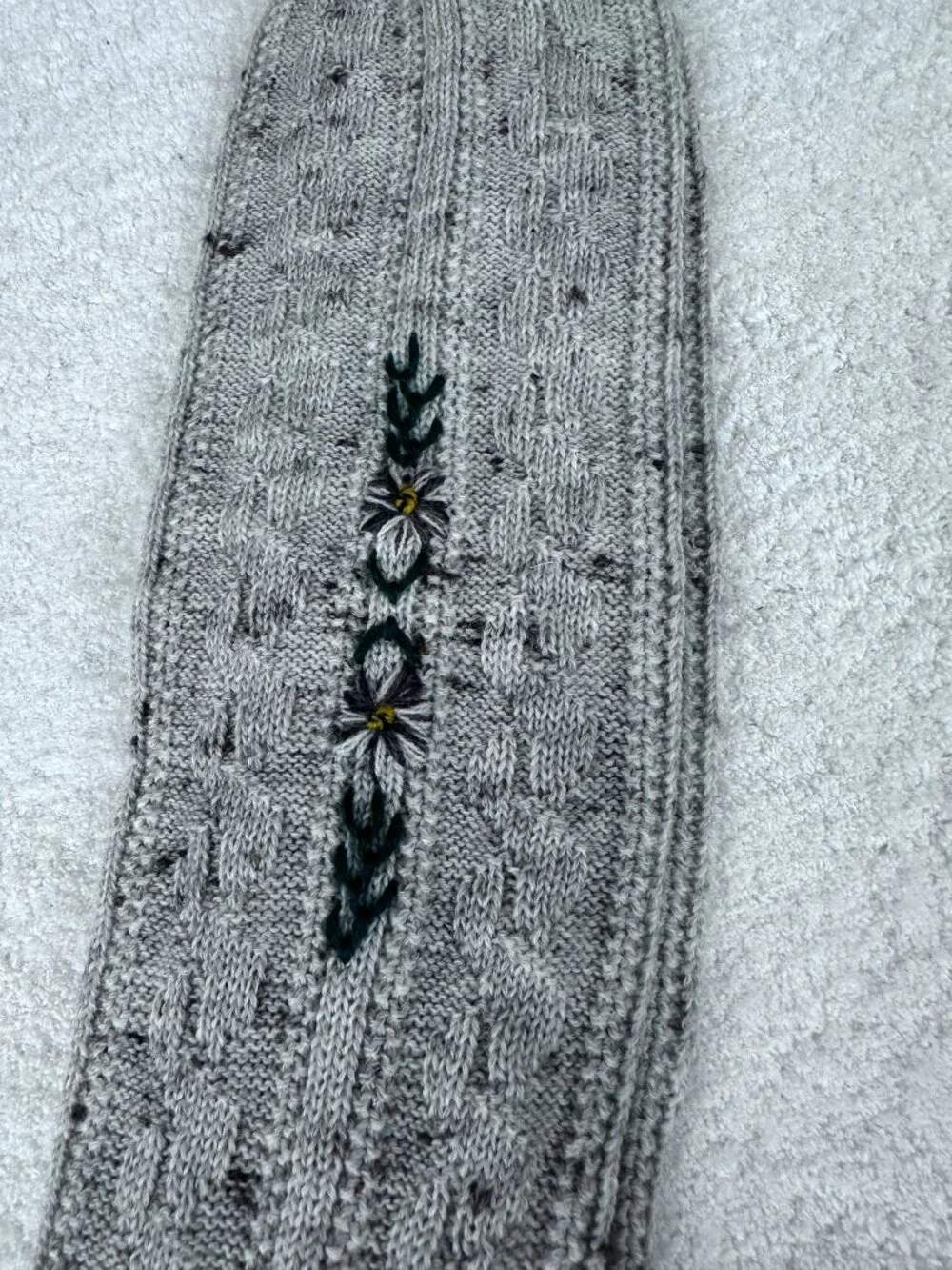 Lusana 100% Virgin Wool Knee High Socks Gray Floral Embroidered EU 41-42 NWT